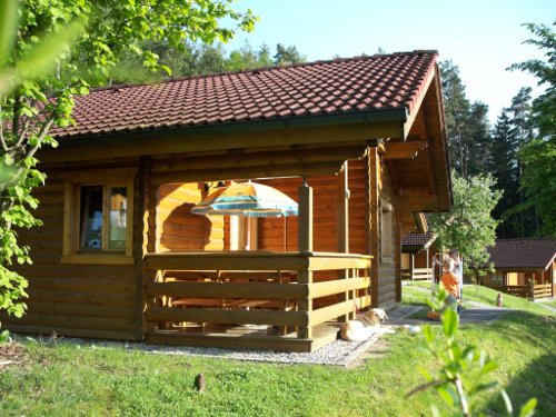 Blick auf die Terrasse von Haus 4