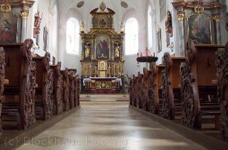 Pfarrkirche von Stamsried mit barocker Innenarchitektur